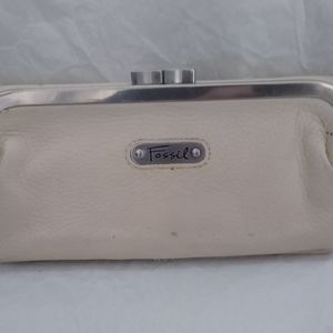 Fossil wallet